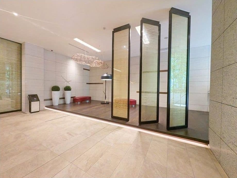 Spacious West Tower 3BR Near JR Line - View 1