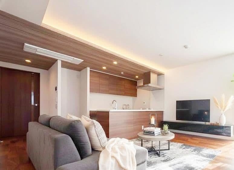 Pet-Friendly 2024 Build: Modern 3BR in Miyamae - View 1