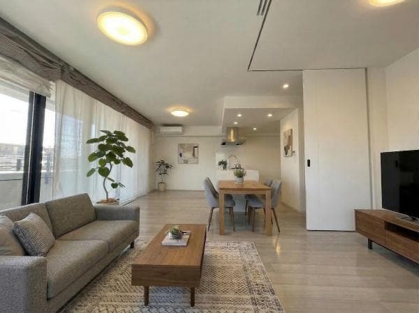 Modern 3BR Just 5 Mins from Saginuma Station - View 1