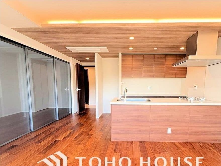 Spacious 2024 3BR Near Saginuma Station - View 1