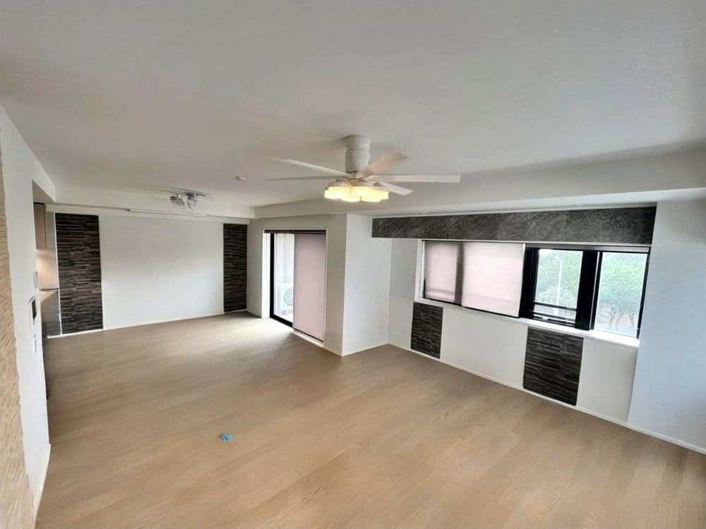Luxury 2BR with Den Near Kugenuma Kaigan Beach