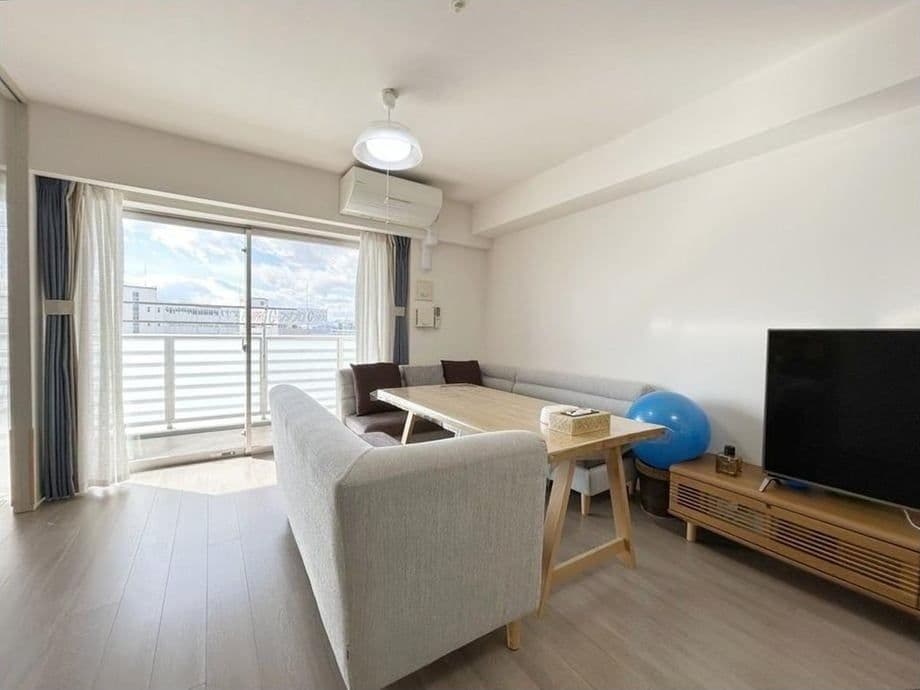 Steps from Tsujido Station: Bright 3BR - View 1