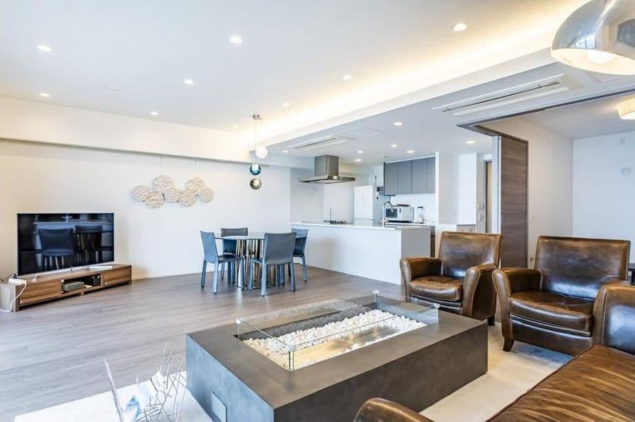 Luxurious 2BR Zushi Home with Premium Finishes