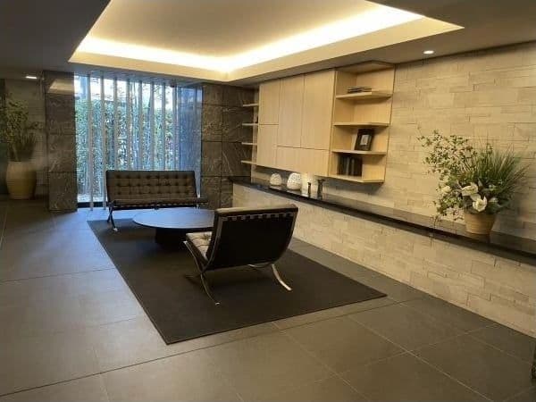 Charming 2BR Garden-Style Apartment in Tokiwa - View 1
