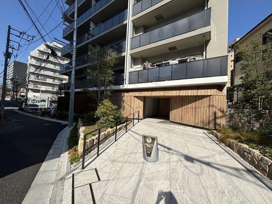 Grand 4BR Luxury Residence in Nakamachi - View 1