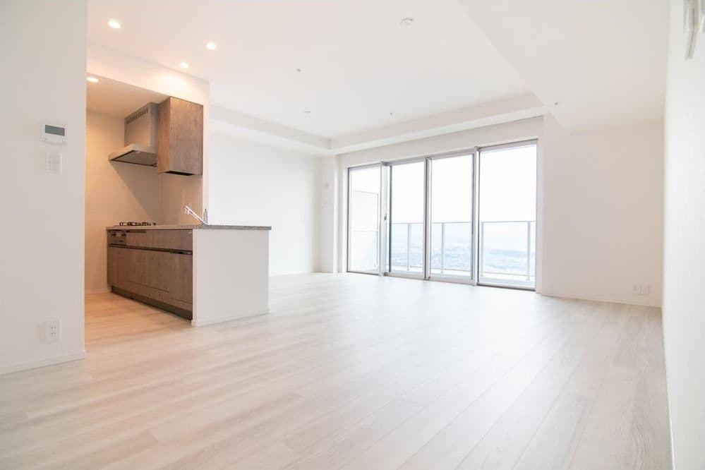 Luxury 3BR in New Makuhari Residence - View 1