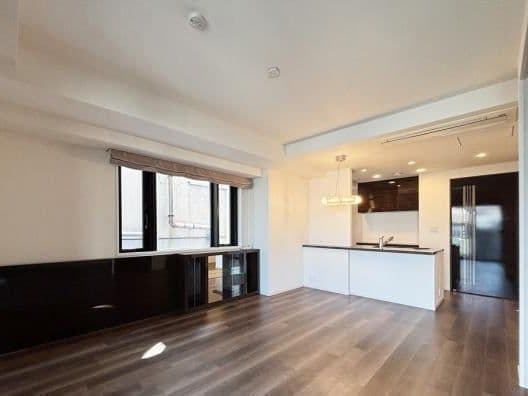 Spacious 2BR with City Views Near Ichigaya - View 1