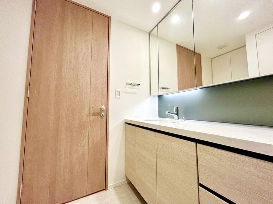 New 2025 2BR in Waterfront Harumi - View 1