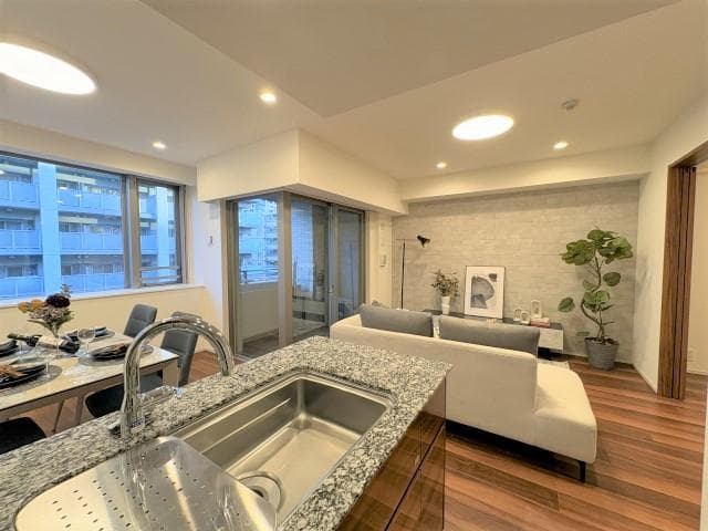 Renovated 3BR Just 3 Mins from Tsukishima Station - View 1