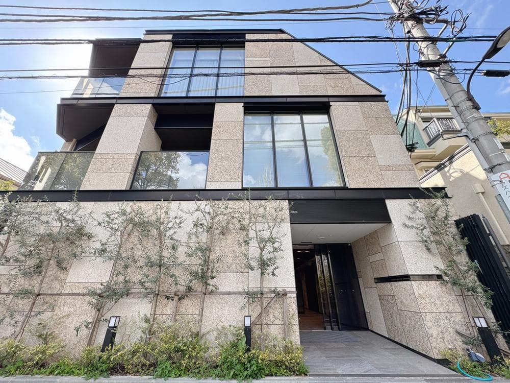 Bright Yotsuya 1BR Near Marunouchi Line - View 1