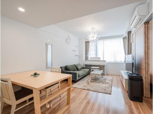 Upscale 1BR with Den Near Takadanobaba - View 1